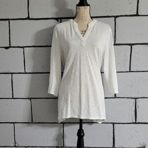 3/$50 SALE! Chico's Women's White V-Neck Top Sz XL